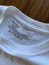 將圖片載入圖庫檢視器 HARD ROCK Size M Hard Rock Café Logo &#39;Krakow&#39; Poland White T-Shirt MAR9221