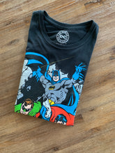 Load image into Gallery viewer, DC COMICS Size M Vintage Y2K S14 Batman and Superman T-Shirt Black MAR9921