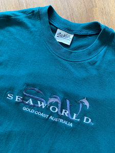 SEA WORLD Size L Vintage 1995 Forest Green T-Shirt Men's