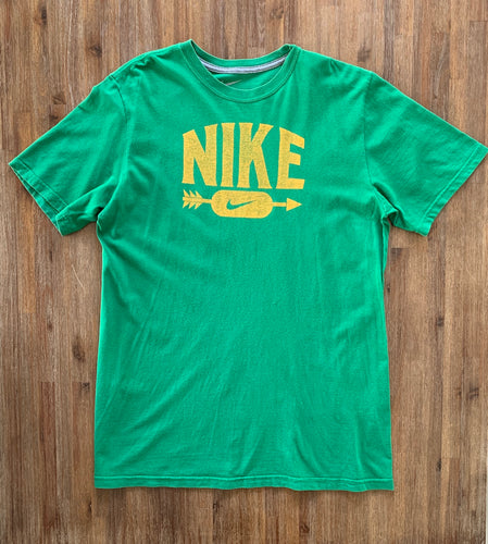 Nike Vintage Spell-out T-Shirt in Green ⏐ Size L