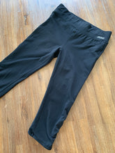 Load image into Gallery viewer, LORNA JANE Size S Activewear Black 3/4 Leggings Women&#39;s OCT86