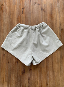MINT VANILLA Size 6 Leather Look Shorts in Grey Women's  OCT98