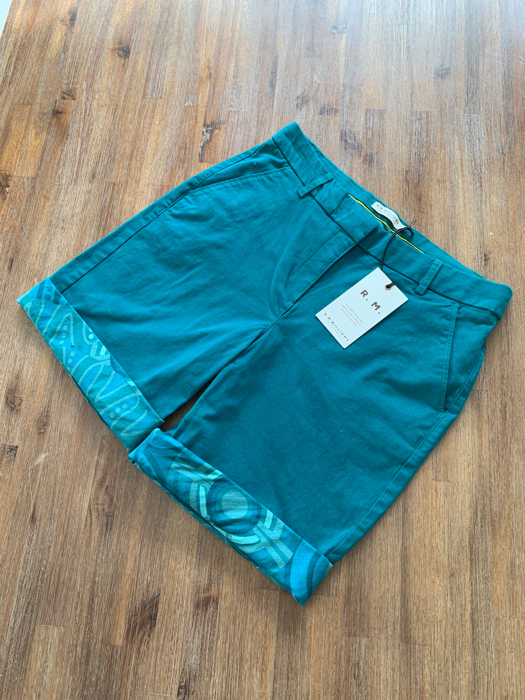 R.M WILLIAMS Size 8 2018 Commonwealth Games Shorts in Green NEW Women's OCT135