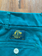Load image into Gallery viewer, R.M WILLIAMS Size 8 2018 Commonwealth Games Shorts in Green NEW Women&#39;s OCT135