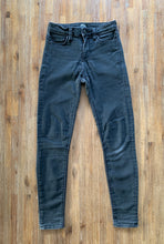 Load image into Gallery viewer, LEE JEANS SIZE 7 Riders by Lee Mid Vegas Denim Black Jean Women&#39;s OCT126