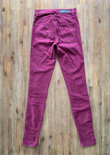 Load image into Gallery viewer, NOBODY Size 24 Jeans Skinny Leg in Mauve Womens SEPT45