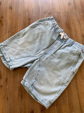 Load image into Gallery viewer, THE ACADEMY BRAND Size 32 Denim Short in Blue Mens NOV29